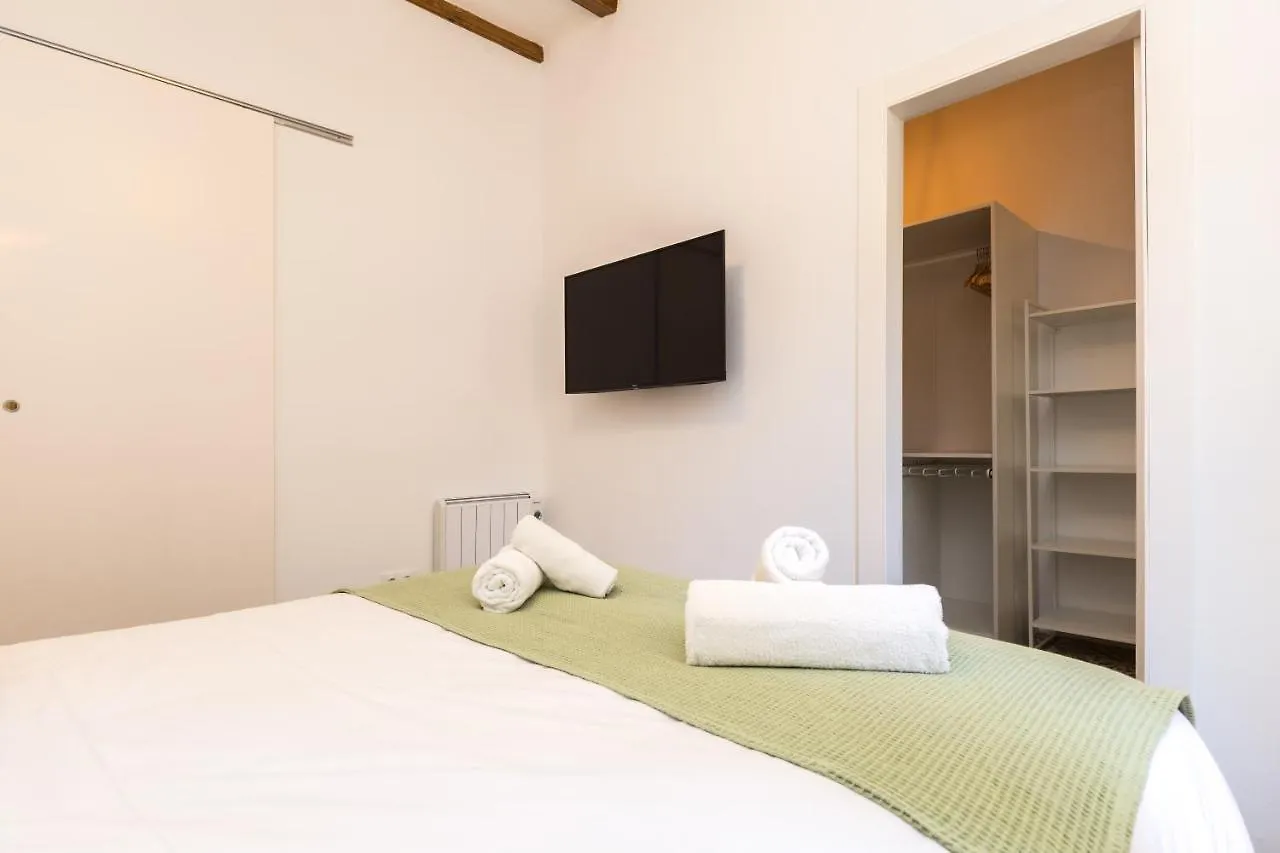 Stay Unique Apartments Corsega Барселона 0*,